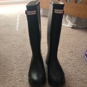 Hunter rain boots